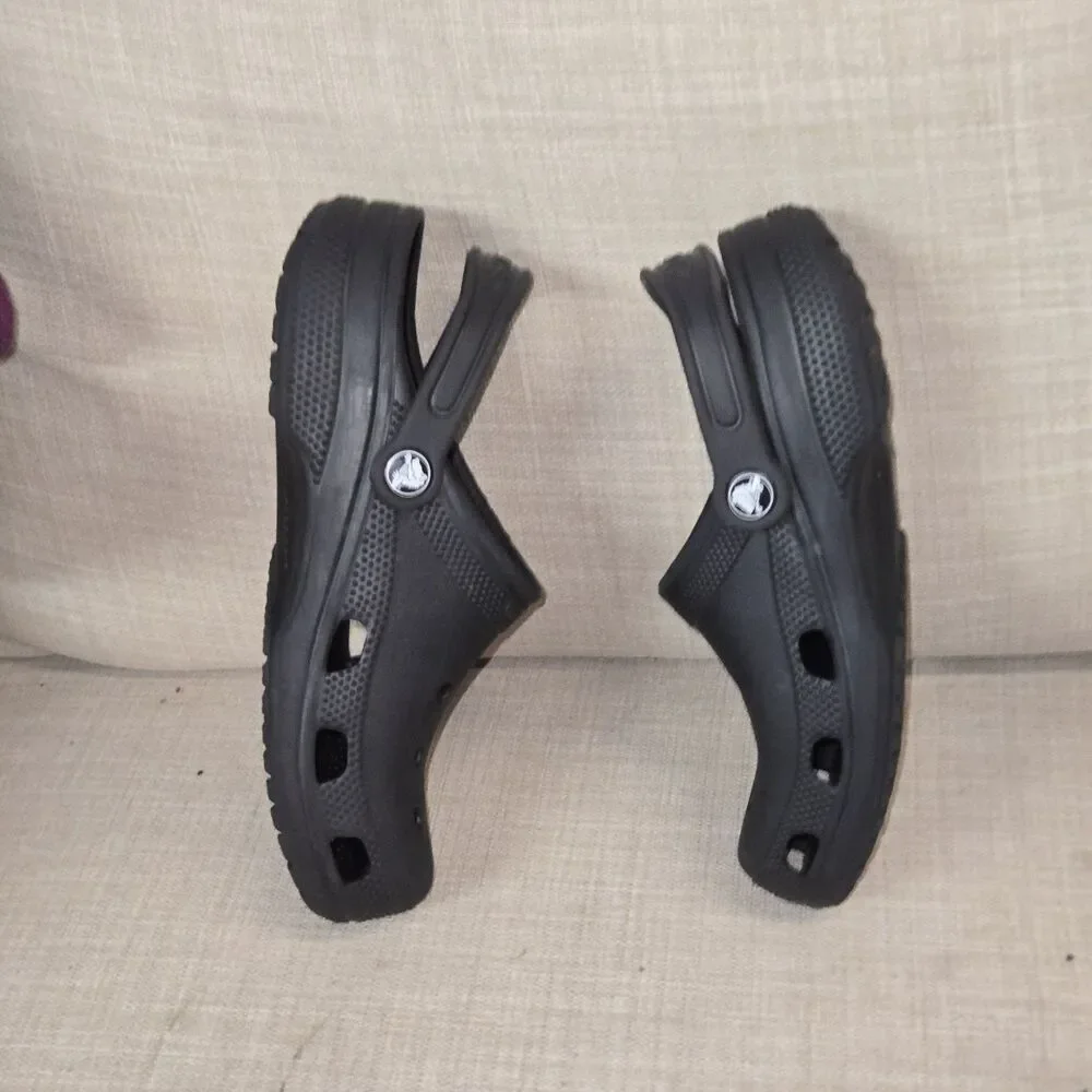 Crocs Classic Clogs Black Men Slip On Water Shoes Men's 4 / Women's 6
